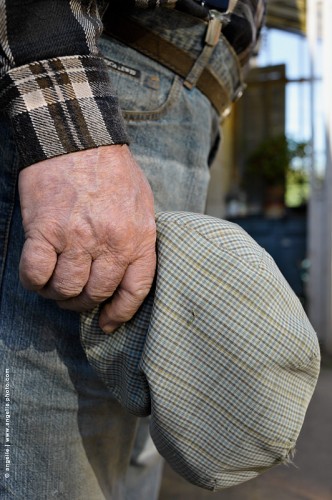 photo © angelle /  maurice-casquette attente campagne acros