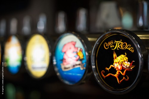 photo © angelle-cuvee-troll pub distributeur bar bier pression ville convivial
