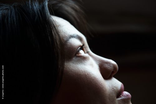  photo © angelle visage asiatique douceur lumiere profil reve mystère pensées