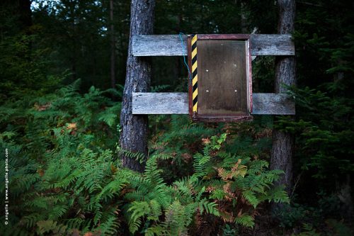 photo © angelle foret panneau vide etrange inquietant fougeres surprise